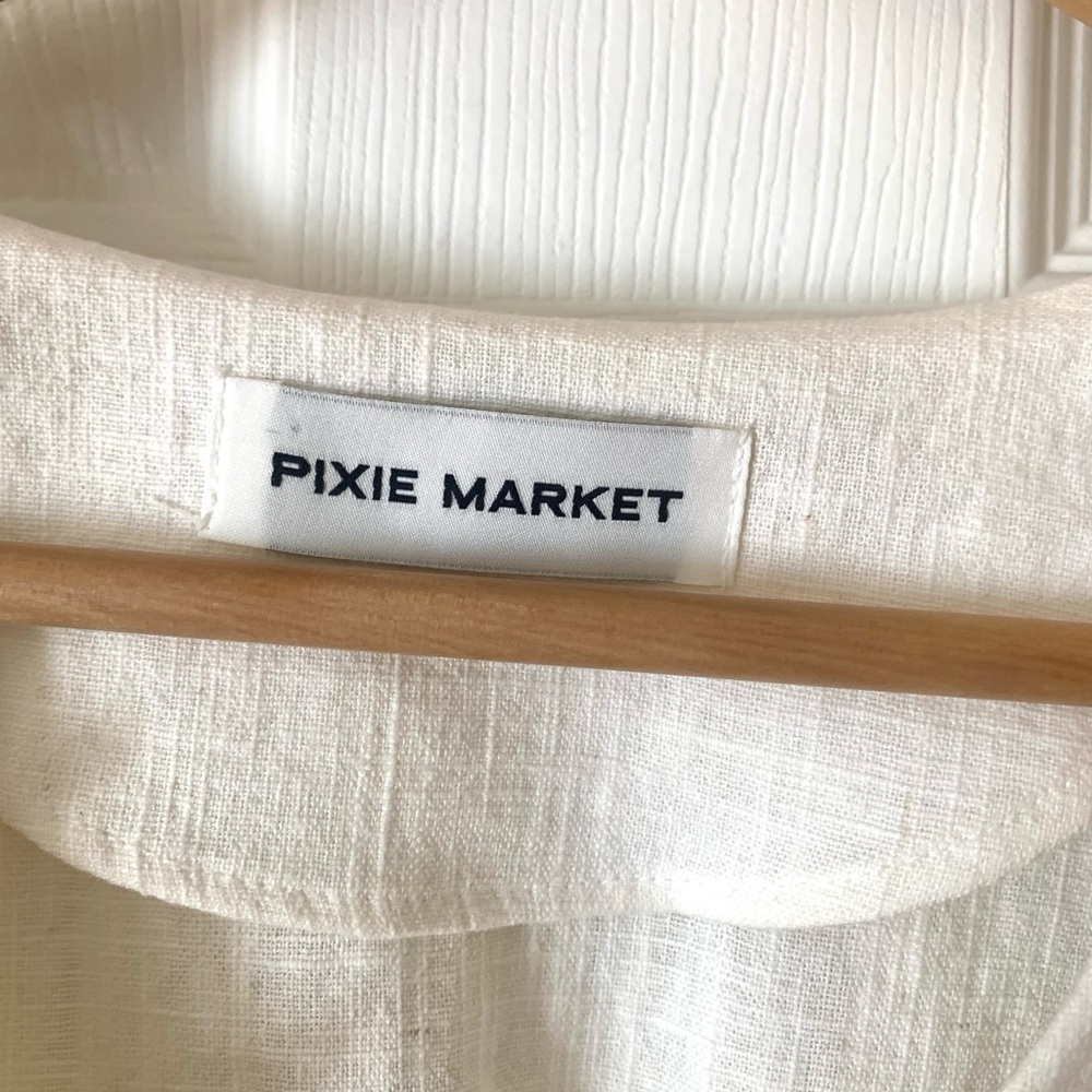 Pixie Market White Cream Linen Button Top - Picture 6 of 9